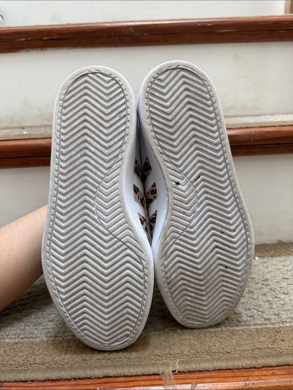 Adidas Grand Court 2.0
Cloud White Magic Beige Matte Gold (Women's)
Size 9 1/2 - Picture 10 of 10